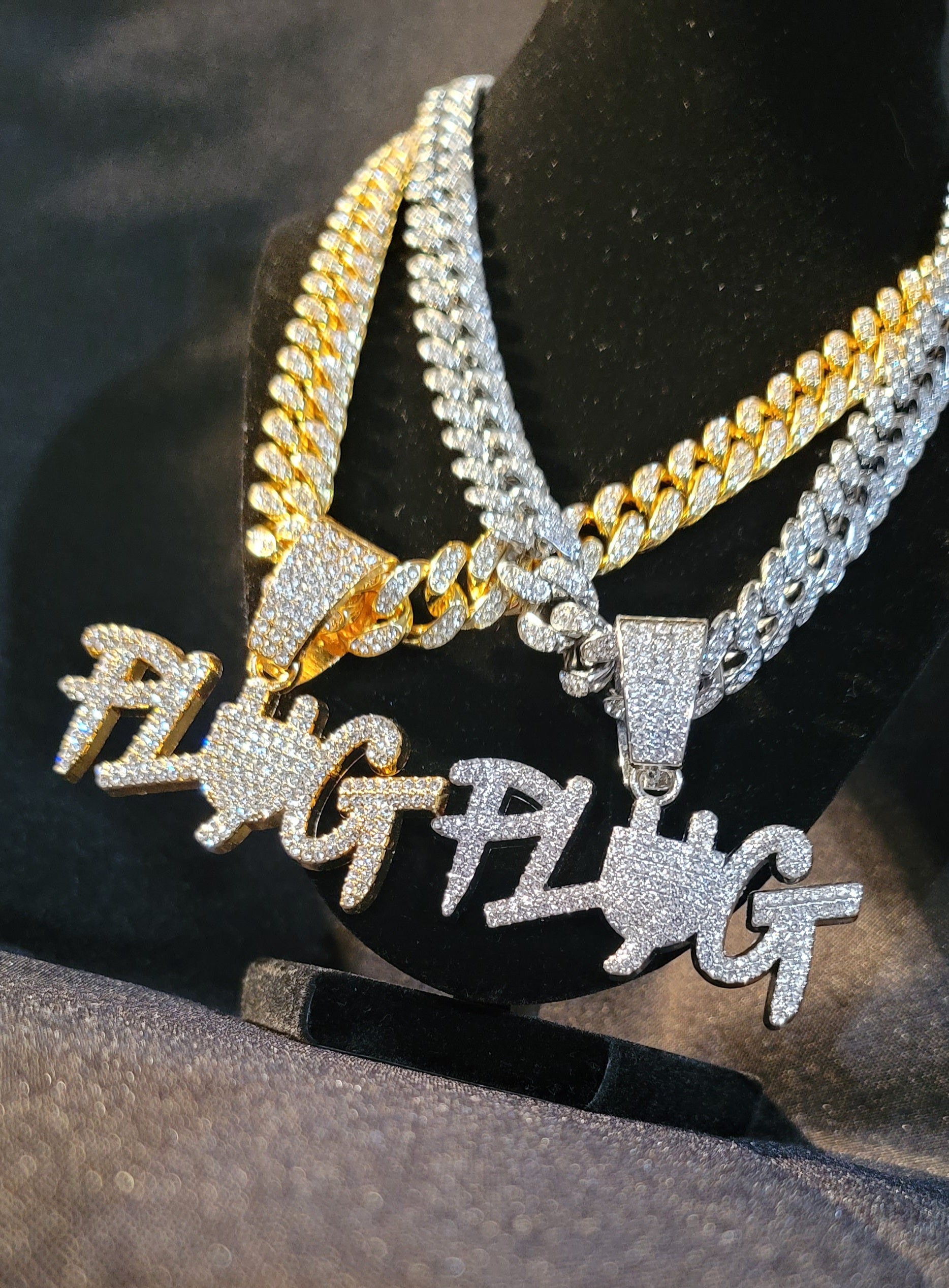 Plug pendant w/ iced out chain - BEUPFORLIFE.com