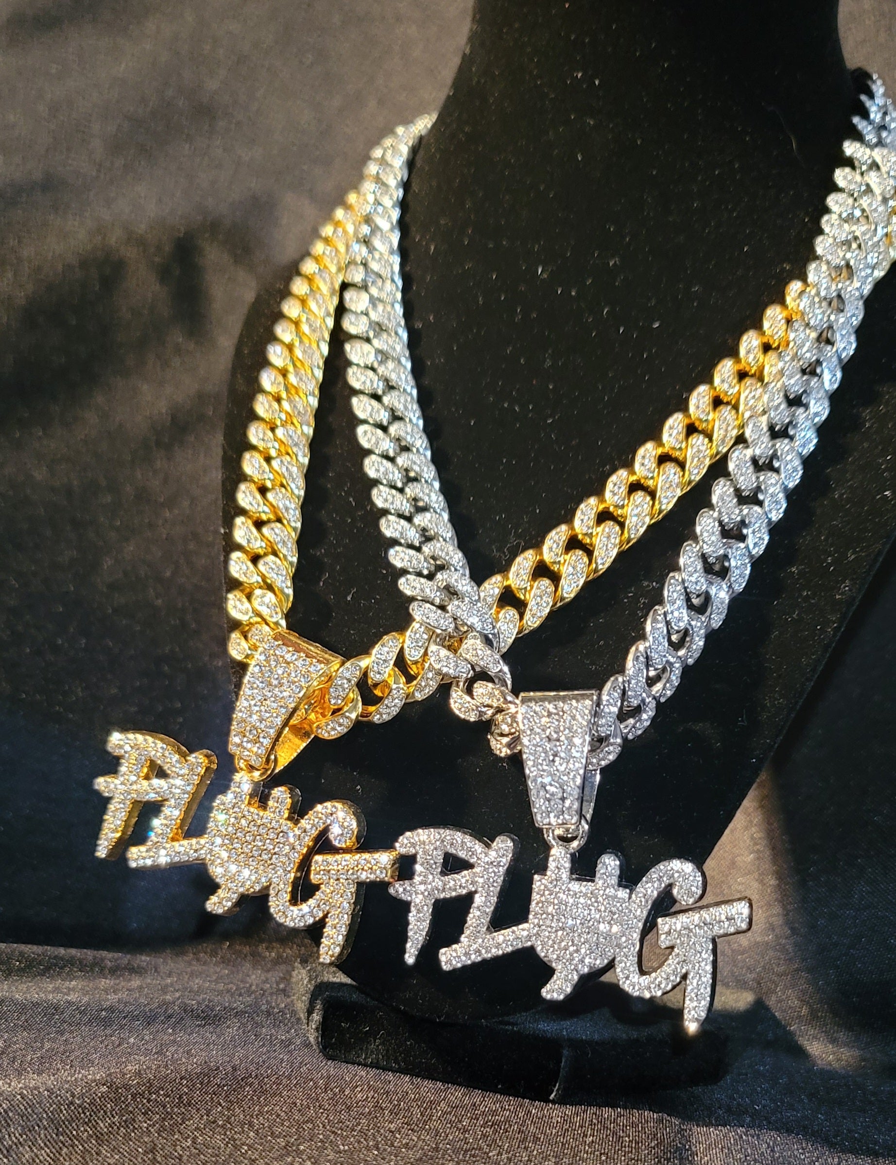 Plug pendant w/ iced out chain - BEUPFORLIFE.com