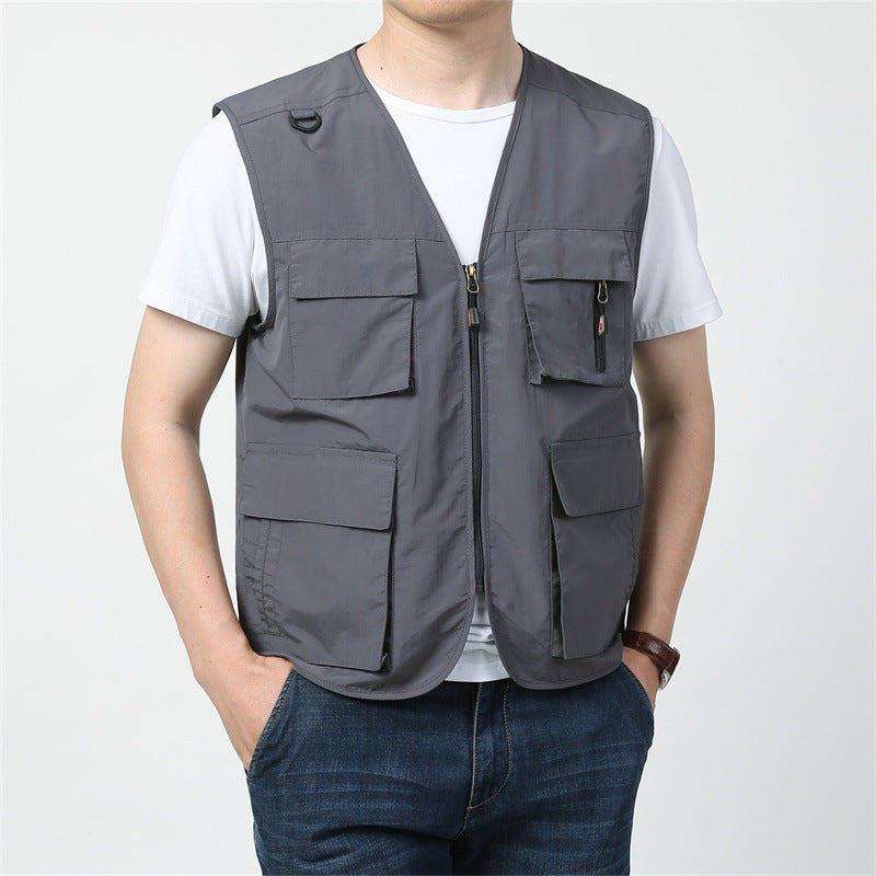 Multi-pocket Men's Outdoor Casual Vest BEUPFORLIFE.com