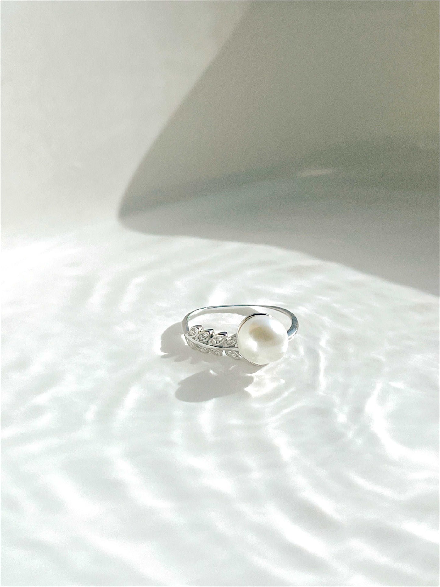 Feather Pearl Ring - BEUPFORLIFE.com